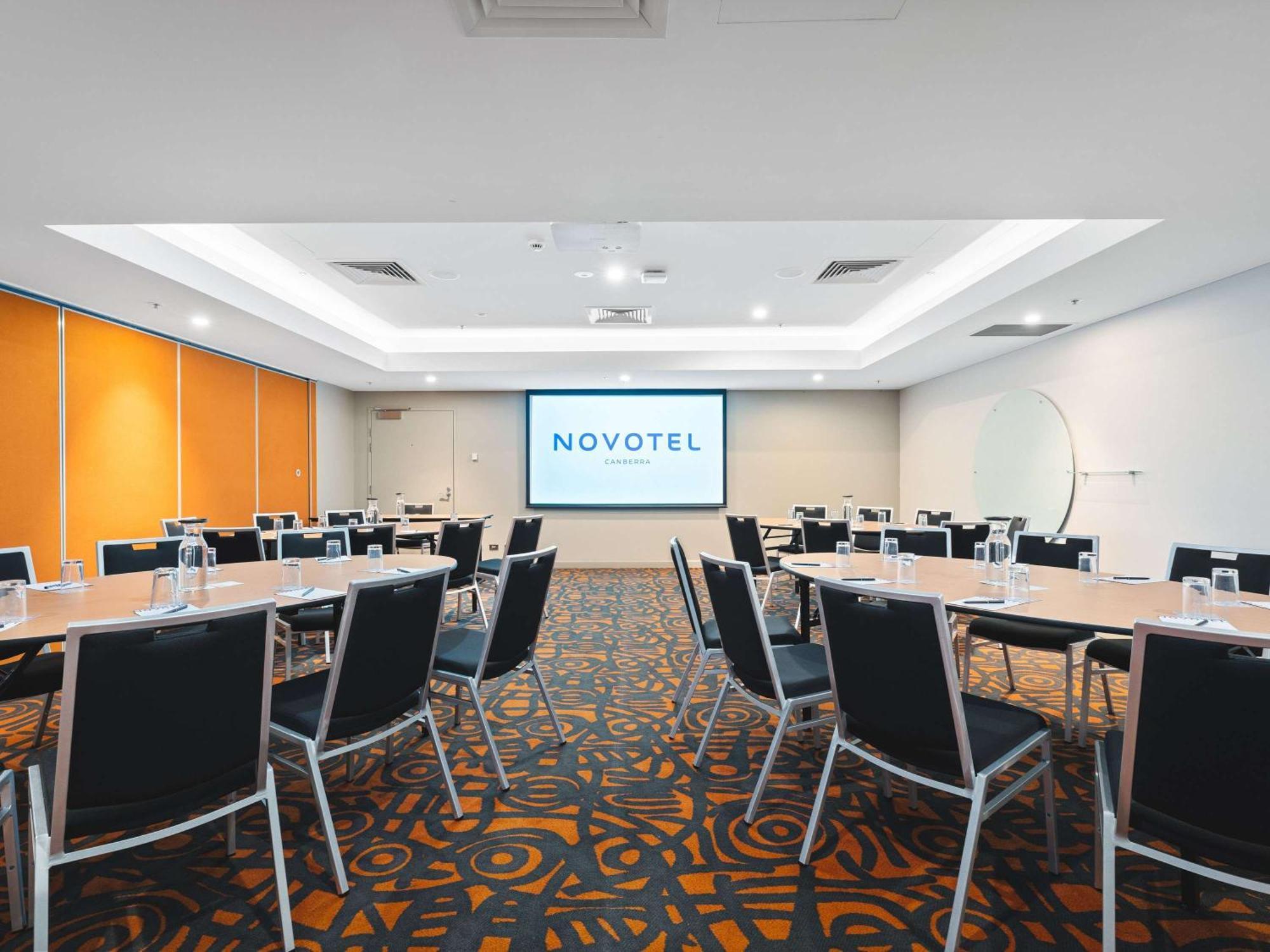 Novotel كنبرا المظهر الخارجي الصورة