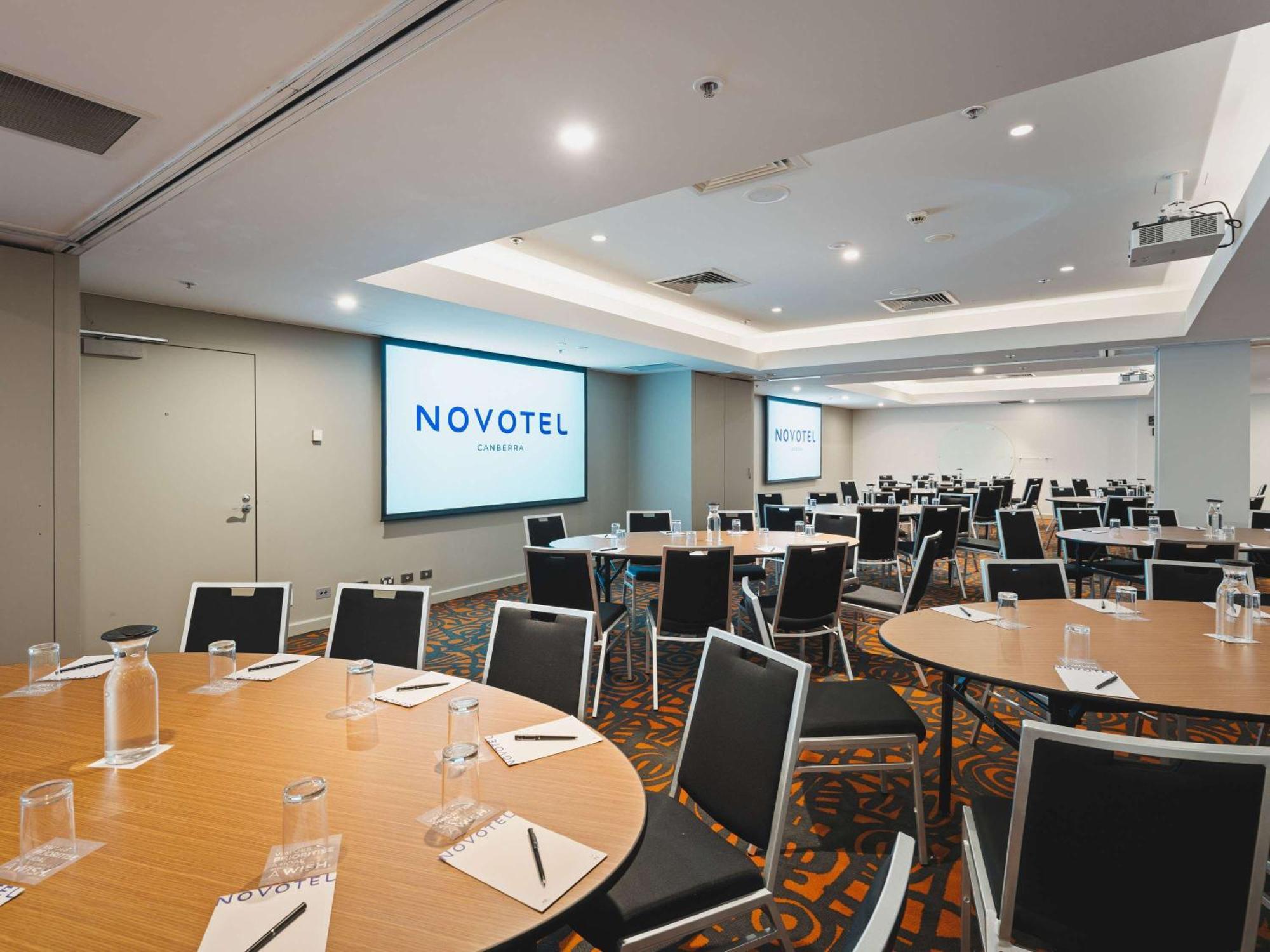 Novotel كنبرا المظهر الخارجي الصورة